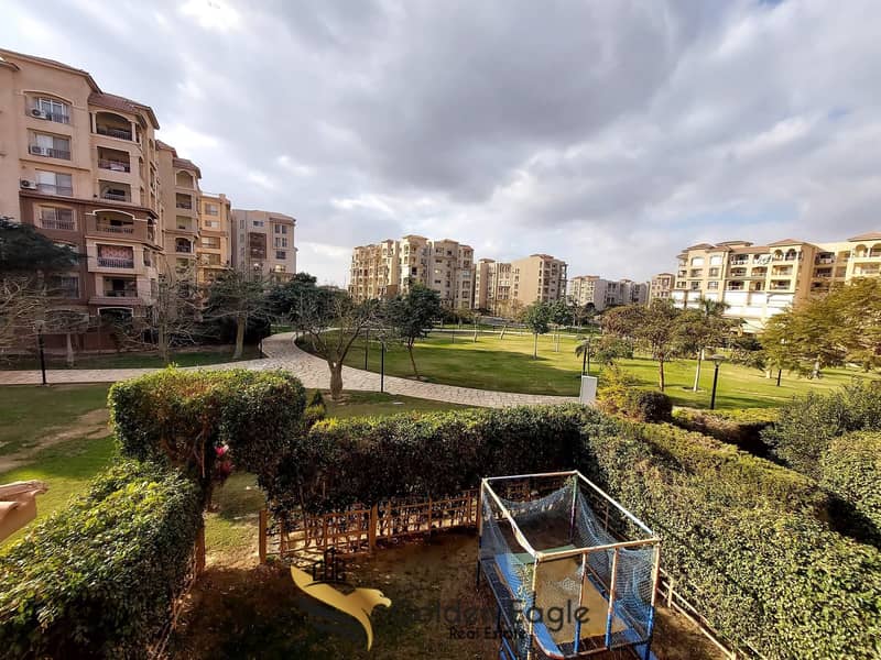 متاح شقه 211متر للبيع في مدينتي B3 فيو وايد جاردن روعه 0