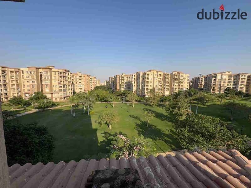 209 متر للايجار علي وايد جاردن بجوار الخدمات B2 0