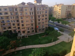 27,000 ج.م شقة ايجار مفروش 107 متر بمدينتى B1 فيو جلردن