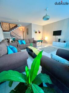 75,000 ج.م بنتهاوس للايجار مفروش بالكامل في كمبوند ميدتاون