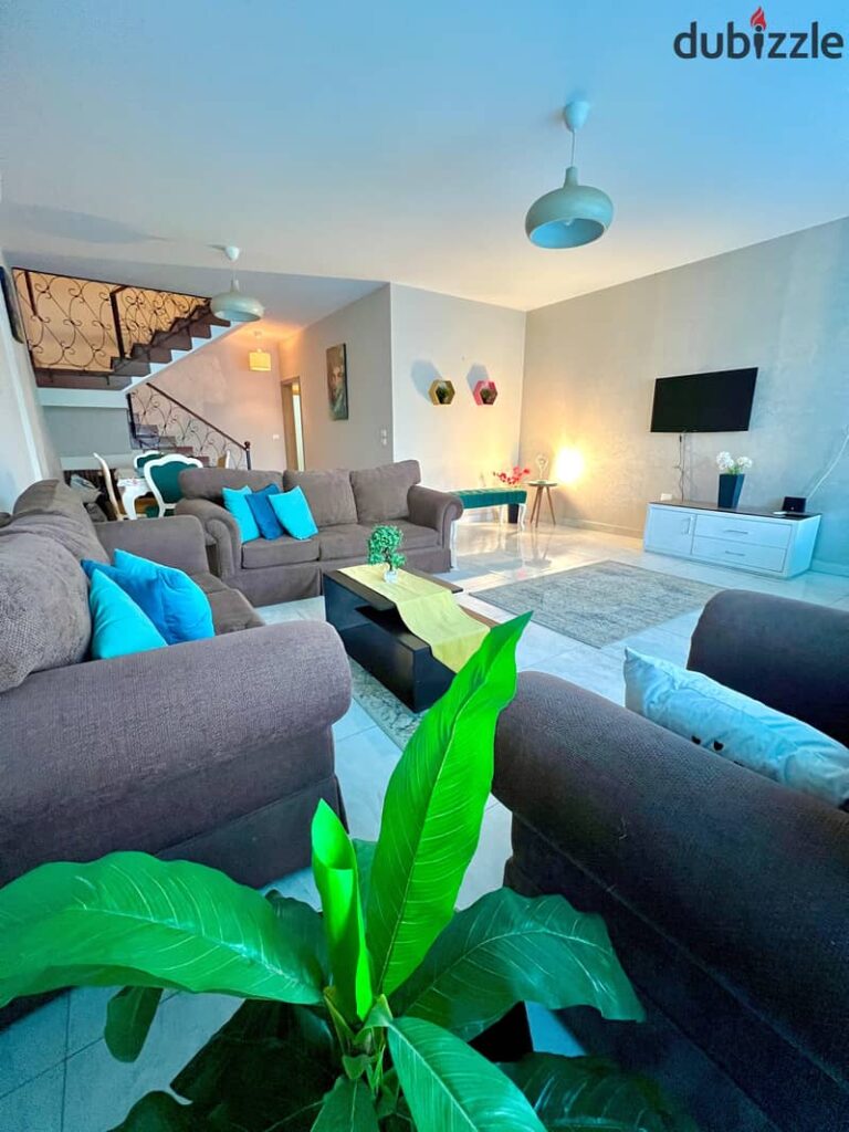 بنتهاوس للايجار مفروش بالكامل في كمبوند ميدتاون 0