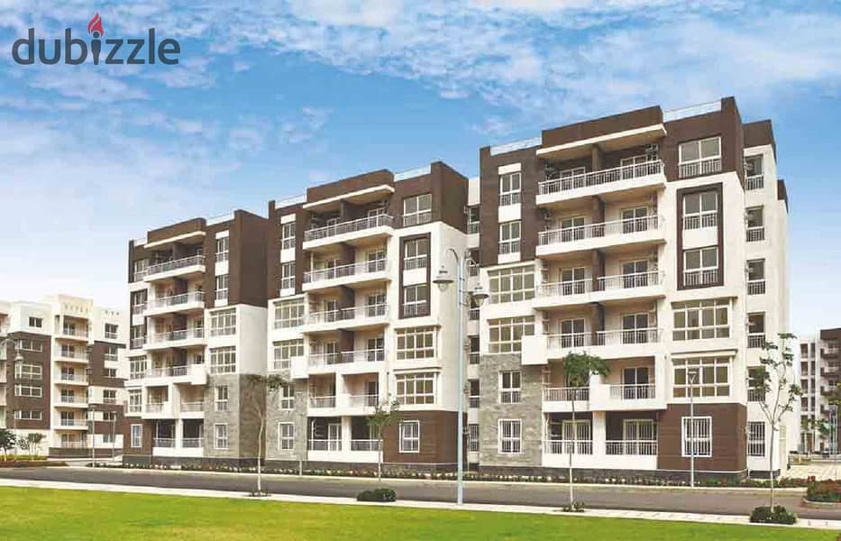 شقه 200م 4 غرف للبيع في مدينتي B10 -دور رابع بسعر لقطه ع جاردن فيو 0