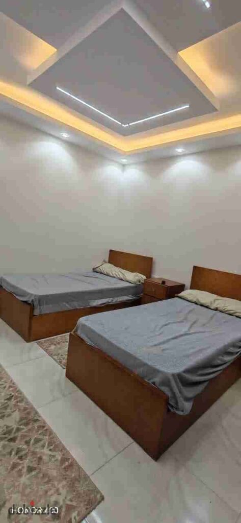 استديو دبل بنات أو أسره فقط حي تاني مجاوره اولي خلف ماكدونالدز وبنزينت الحصري دور أول بلكونه اسانسير شامل خدمات حارس وأمن ومياه ومصعد 0