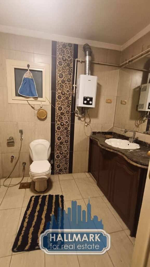 ستوديو للايجار بزهراء المعادي الشارع الرئيسي بالتكيفات 0