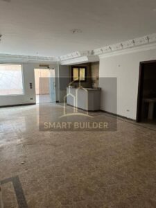 35,000 ج.م شقة بيزمنت مع مساحة خارجية للايجار الاداري في البنفسج فيلات التجمع الاول تشطيب سوبر لوكس موقع متميز جدا يصلح لاي نشاط خفيف