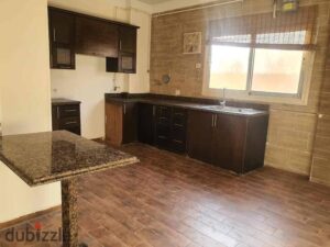 25,000 ج.م روف للإيجار بالمطبخ في جنوب الأكاديميه