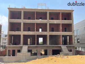 15,770,000 ج.م محل56م امامه200م تصلح اوت اريا بمولACACIA MEDICAL CENTER استلام شهرين البنفسج التجمع الاول