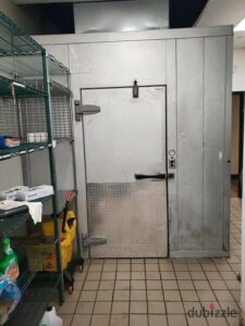 75,000 ج.م مصنع غذائي بالثلاجات ب المنطقة الصناعية ب التجمع