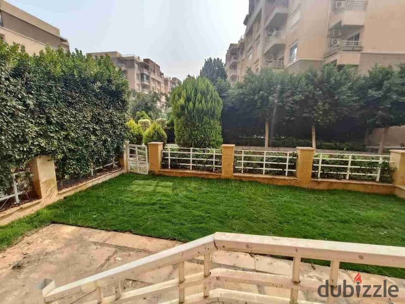 #للبيع شقة مساحه 108+50 متر في B11 بتشطيب خاص طلعت مصطفى خالصه فيو جاردن بجانب الخدمات وstripmall 0