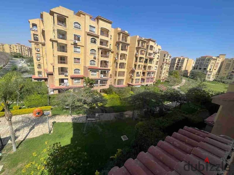 #للبيع شقة مساحه 211 متر في B1 طلعت مصطفى خالصه فيو شارع رئيسي وجاردن اتجاه بحري بجانب الخدمات واوبن اير 0