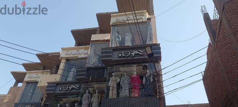 للايجار من المالك مباشر معرض 200 م واجه 21م في ادفو اسوان 0