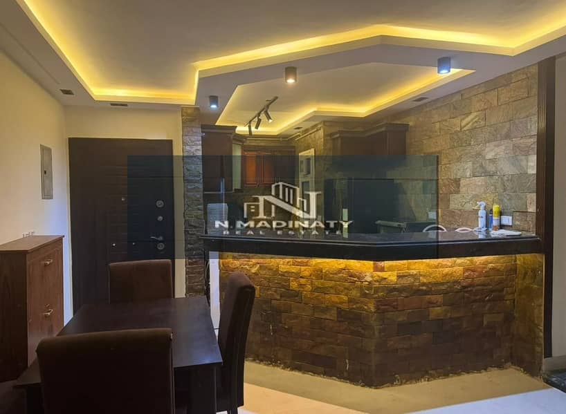 للايجار مفروش في مدينتي بسعر للقطه شقه 82 متر فيb7   تشطيب وفرش سوبر للوكس دور أول مكيفه بالكامل بحري للوكيشن مميز جداا خطوات للخدمات 0