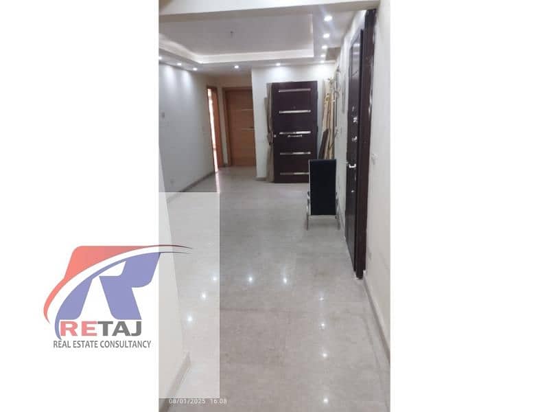 دوبليكس للبيع بأرقي شوارع الدقي قرب سفارة سنغفورة                                                                                                    . 0