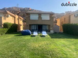 23,000,000 ج.م فيلا مستقله متشطبه صف اول بحر للبيع كمبوند تلال العين السخنه