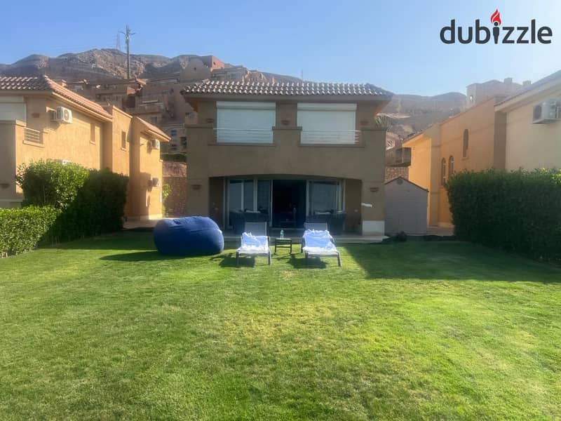 فيلا مستقله متشطبه صف اول بحر للبيع كمبوند تلال العين السخنه 0