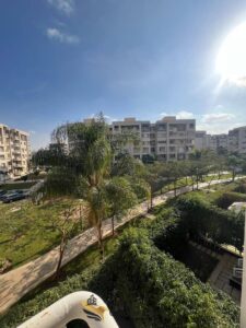 22,000 ج.م شقة للايجار قانون فى مدينتى 165متر B10