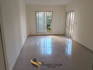 15,000 ج.م متاح شقه للايجار قانون ارضي بحديقة في مدينتي B3