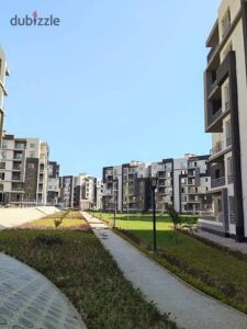 4,600,000 ج.م للبيع شقه متشطبه بالكامل 130 متر في جنه اكتوبر بالقرب من مول العرب بالتقسيط