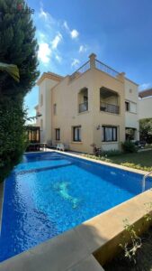 75,000,000 ج.م فيلا ستاند ألون في ميفيدا، تشطيب كامل مع حمام سباحة خاص، موقع مميز جدًا وإطلالة مميزة , القاهرة الجديدة