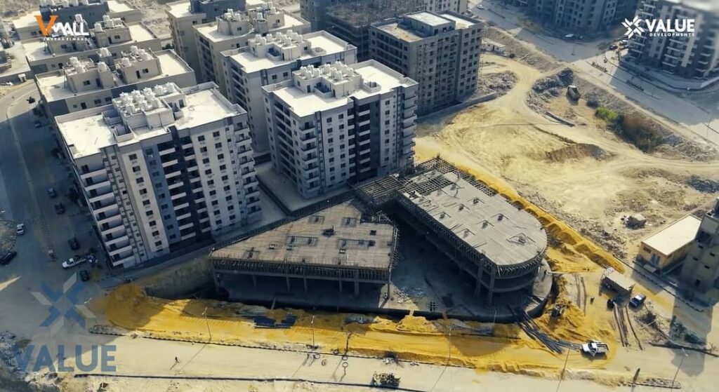 بمقدم 5% امتلك محل تجاري دور ارضي فى زهراء المعادى امام نادي وادي دجله والمدرسه البريطانيه 0