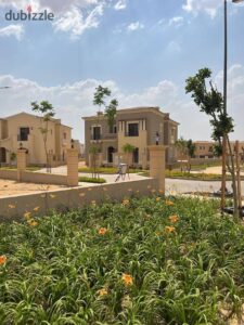 22,730,000 ج.م شقه للبيع في CITY GATE في قلب جولدن سكوير متشطبه بالكامل بمقدم 5% فقطط و هتقسط علي 8 سنين من غير اي زياده في السعر