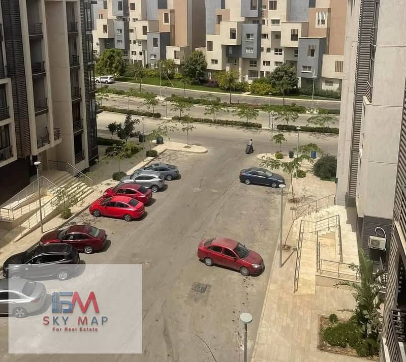 للبيع شقة 77م فيو باركينج مفتوح مستلمة في أجمل مراحل مدينتي في B8 0