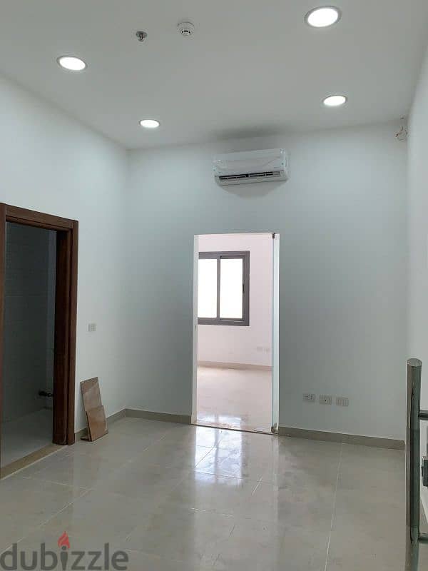 عيادة طبية باكبر مركز طبي بالشروق 1 بموقع لن يتكرر 0