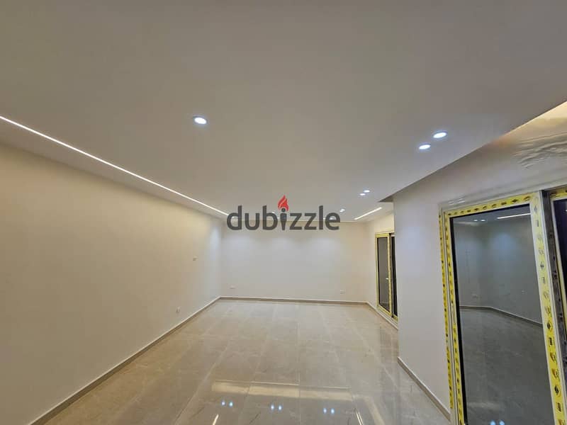 شقة 163م بالخمائل، تشطيب سوبر لوكس، 3 غرف منهم غرفة ماستر، 2 حمام، ليفينج واسع، موقع مميز، كومباوند متكامل الخدمات 0