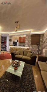 30,000 ج.م استديو مفروش فرش مودرن ارضي بجاردن بمدخل خاص للايجار في الرحاب.