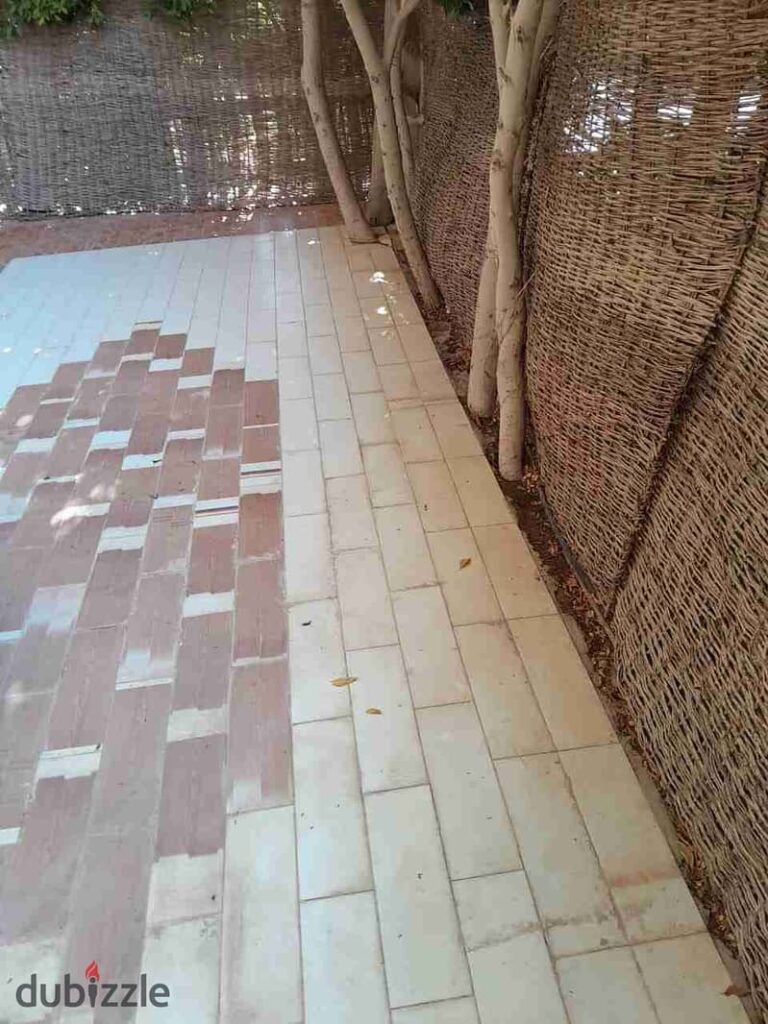 للبيع بسعر لقطه بمدينة الرحاب شقه ارضي بجاردن مساحه ٩٦م بجاردن ٤٠م 0