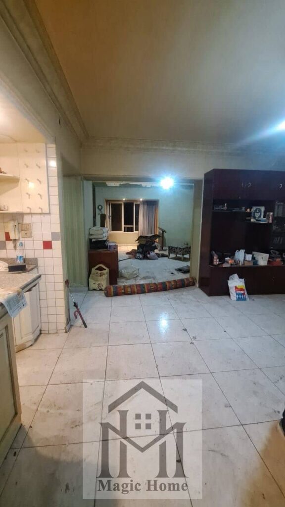 فرصة نادرة: شقة دور أول سوبر لوكس – شارع علي جمال الدين متفرع الهرم – جوار مترو + كل الخدمات – تشطيب فاخر! 0