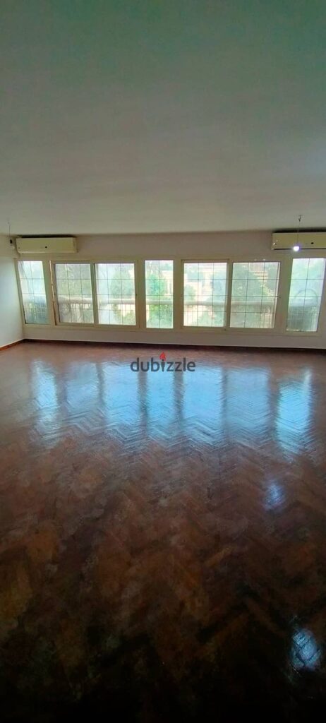 شقه للايجار ميدان فيني 220م تشطيب سوبر لوكس مدخل فاخر عمارة شيك جدا 2مصعد موقع مميز الدقي 0