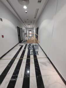 52,000 ج.م مقر اداري مساحه 58 متر فى ارقي مول بالتجمع الاول بجوار جاردن 8