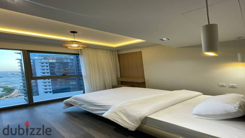 شقة مفروشة 3 غرف فرش مودرن بالكامل دور 12 للايجار في الشيخ زايد أبراج زد 0