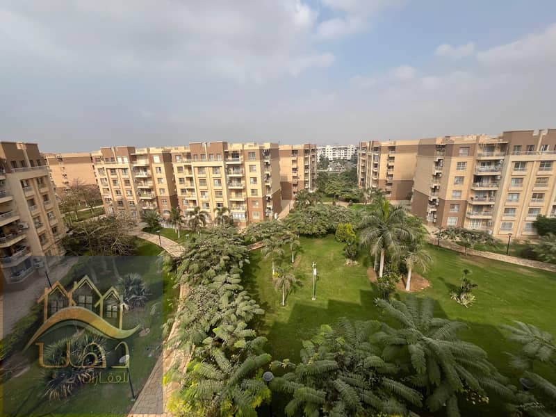 شقة 133م للايجار فيو وايد جاردن بالمطبخ وبوتجاز والتكييفات وسخان ونجف وستاير كاملة المرافق غاز وكهرباء فى مدينتى القاهرة الجديدةmadinaty. newcairo 0