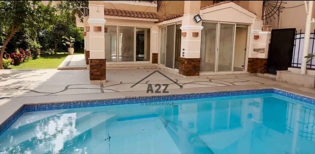 من النوادر للايجار فى كمبوتد بانوراما الشروق فيلا دوبليكس بحمام سباحة تشطيب الترا سوبر لوكس 4 غرف نوم كلهم ماستر وغرفة مربية 0