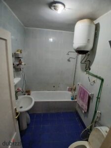 19,000 ج.م فرصه للايجار شقه 123م دور تالت اسانسير بها تكيفات ونجف وجنب جميع الخدمات والسعر لقطه موقع متميز جدااا