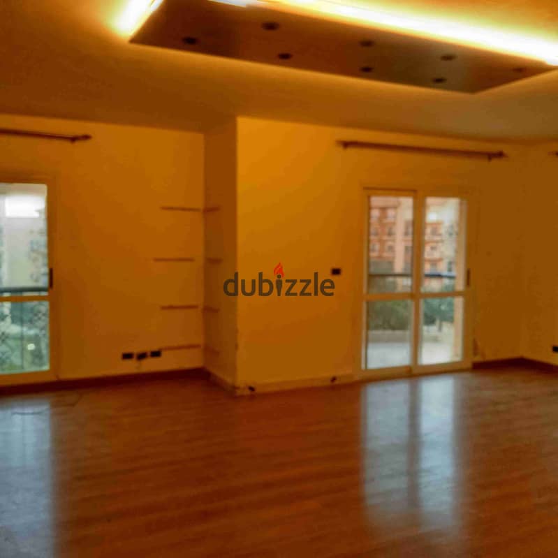 شقة مميزه للإيجار في أجمل مراحل الرحاب بسعر مميز وسيط من المالك مباشرة 0