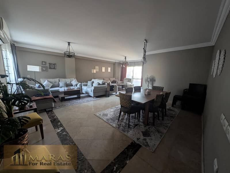 شقة للبيع بمساحة 205 متر مربع متشطبة بالكامل داخل كمبوند تيجان بزهراء المعادي، 3 غرف نوم منها ماستر، 3 حمامات، أرضيات رخام، باكية جراج خاص 0