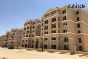 4,200,000 ج.م شقة للبيع 160 متر 3 غرف نوم 3 حمام إطلالة على الكلوب هاوس موقع متميز بسعر كاش في كمبوند لافينير