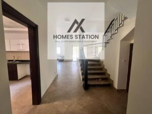 تاون هاوس مميز للإيجار في ميفيدا – موقع استراتيجي -حديقة خاصة 90,000 ج.م