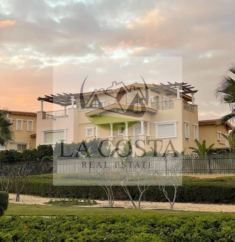 توين هاوس بسعر لقطه 310متر في هايد بارك التجمع الخامس تشطيب كامل الترا سوبر لوكس بالعفش والاجهزه استلام فوري من المالك مباشره 0