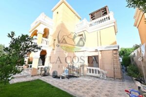 10,000,000 ج.م فيلا ستاندلون 225متر بسعر لقطه في كمبوند ستيلا هيليوبوليس الشروق تشطيب كامل سوبر لوكس بالفرش والاجهزه لسرعه البيع برايم لوكيشن