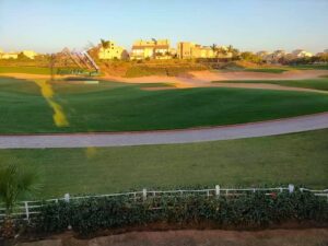 فيلا نموذج t فيو الجولف بسعر مميز قريبة من البوابة الرئسية 65,000,000 ج.م