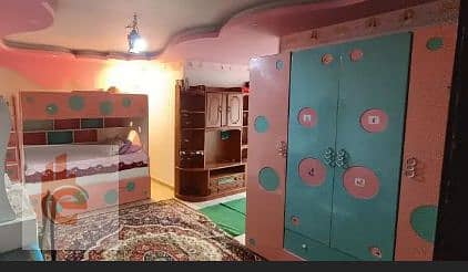 شقه للايجار بـ الابراهيمية ـ تاني نمره بحر ـ مكيفه بالكامل - 180 م 0