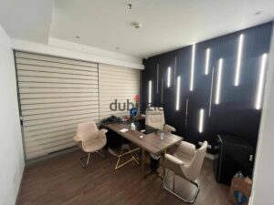 45,000 ج.م مكتب أو عيادة مكيفة للإيجار في التجمع الخامس مول بزنس بلازا