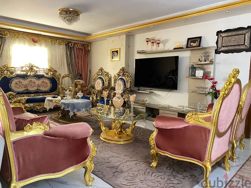 شقة بالمهندسين تشطيب فاخر 0