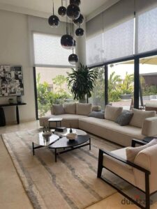 15,000,000 ج.م شقة 168م + بجاردن 61م متشطبة (استلام فورى) للبيع على شارع ال90 بجوار الجامعة الامريكية فى كموبند 90 افينيو