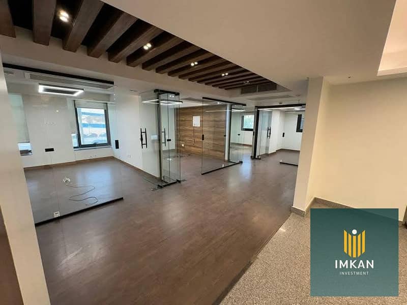 مكتب 140م متشطب ( جاهز على المعاينة ) للبيع بالتقسيط على 12 سنة فى العلمين 0