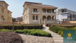 97,000,000 ج.م فيلا للبيع استلام فورى 374م فيو لاند سكيب و اكاديمية ارسنال فى هايد بارك التجمع الخامس القاهرة الجديدة قريبة من الجامعة الأمريكية